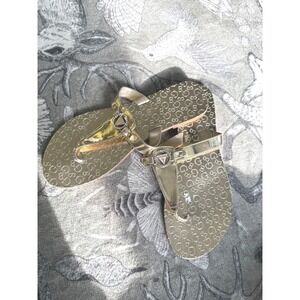 Mcbling y2k Guess Womens Gold Metallic Logo Thong Sandals Rhinestone Size 10‎